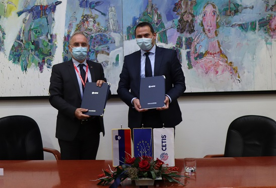 Contract signed for new, security-upgraded Slovenian residence permit cards