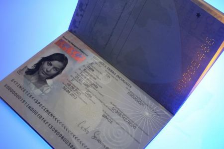 CETIS launches new e-passport data page polycarbonate binding solution